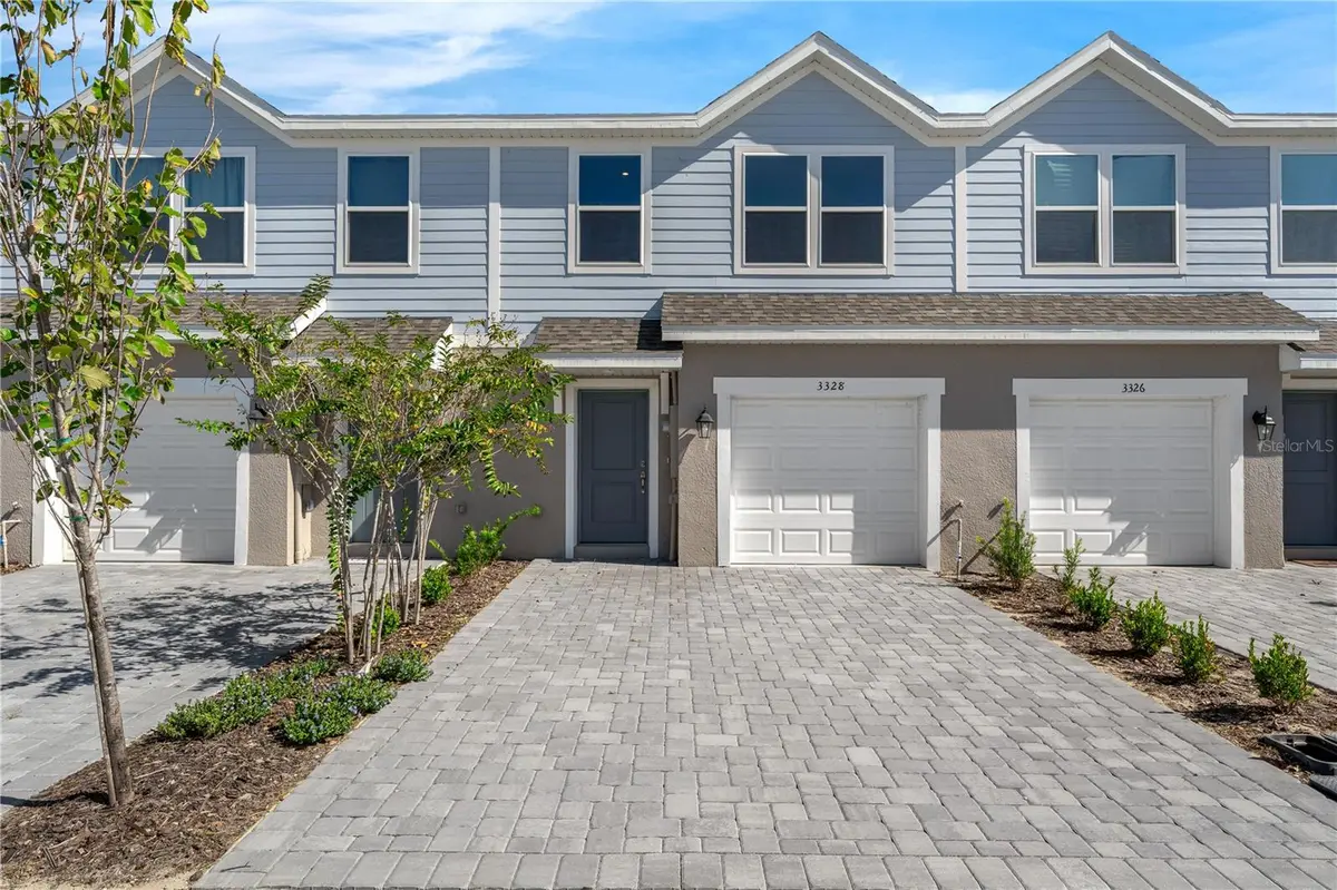 3028 JESSAMINE DR, Tavares, FL 32778