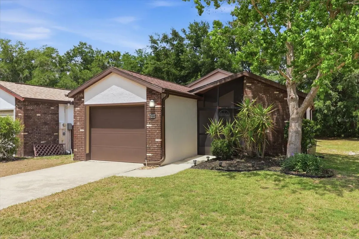 54 JAMAICA ST, Homosassa, FL 34446