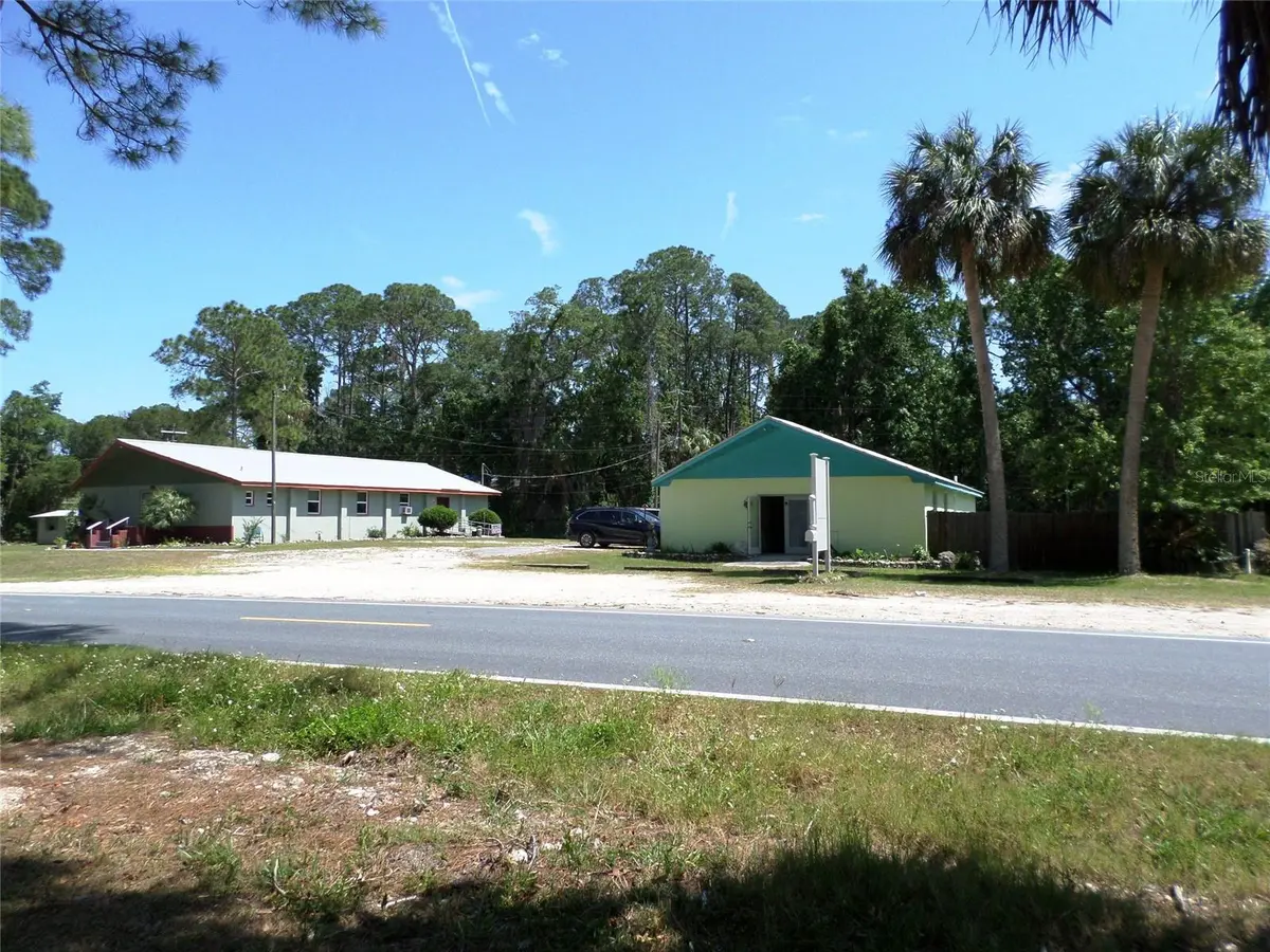 6005 HIGHWAY 40 W, Yankeetown, FL 34498