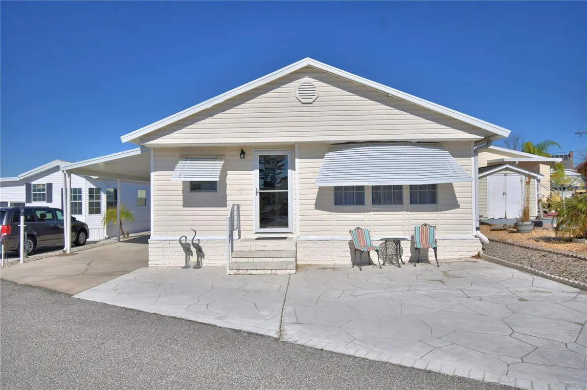 251 PATTERSON RD #B26, Haines City, FL 33844