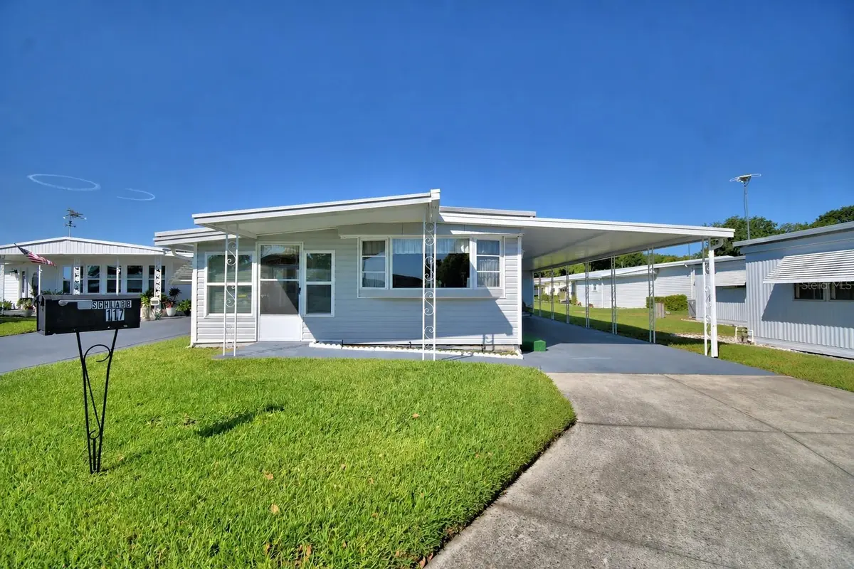 117 HOLIDAY LN, Auburndale, FL 33823