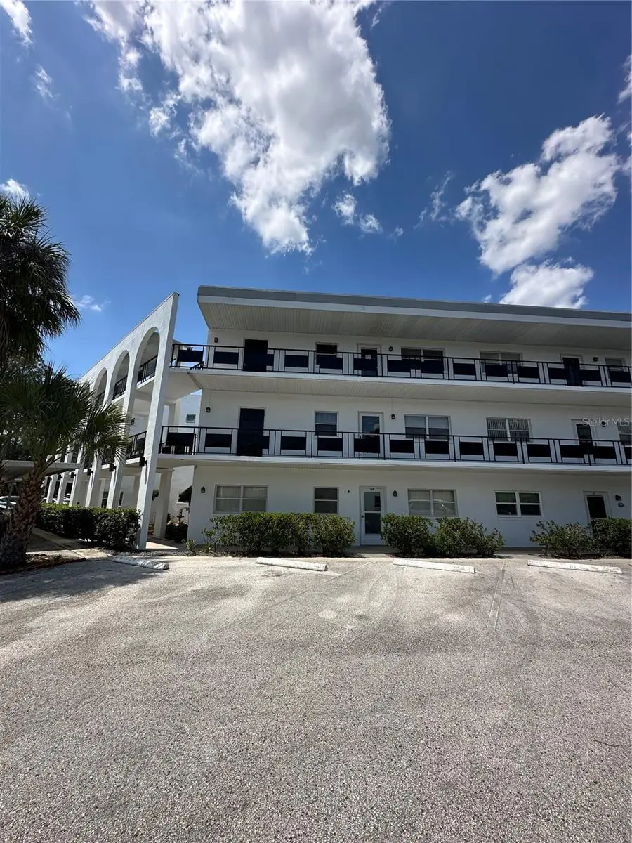 100 EL CAMINO DR #309, Winter Haven, FL 33884