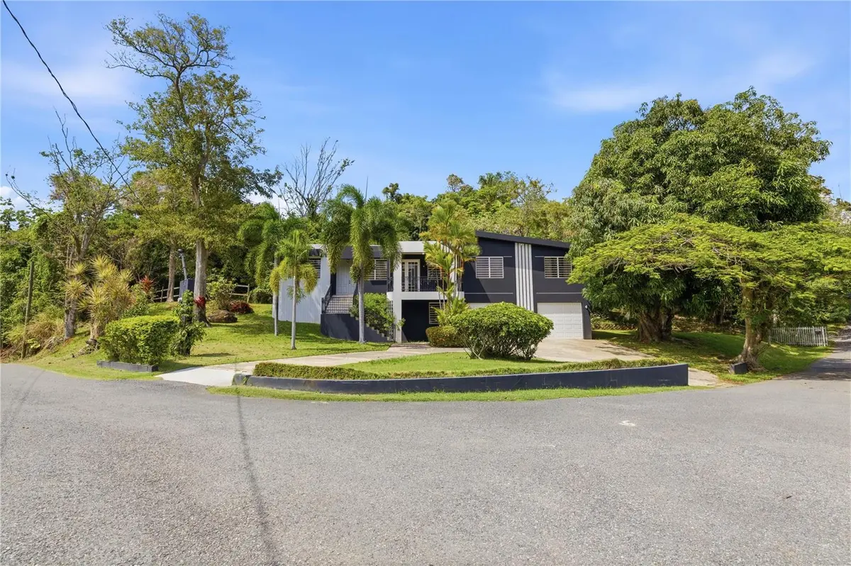 1 SECTOR LOS CRUZADOS, Mayaguez, PR 00680