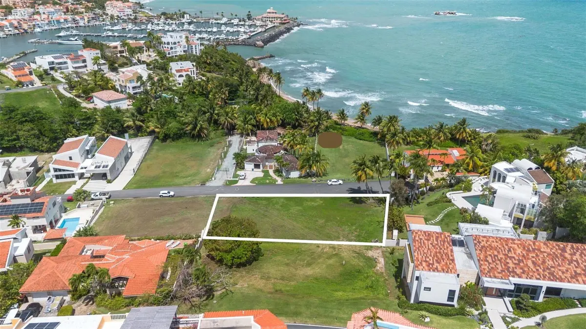 * SURFSIDE #39, Humacao, PR 00791