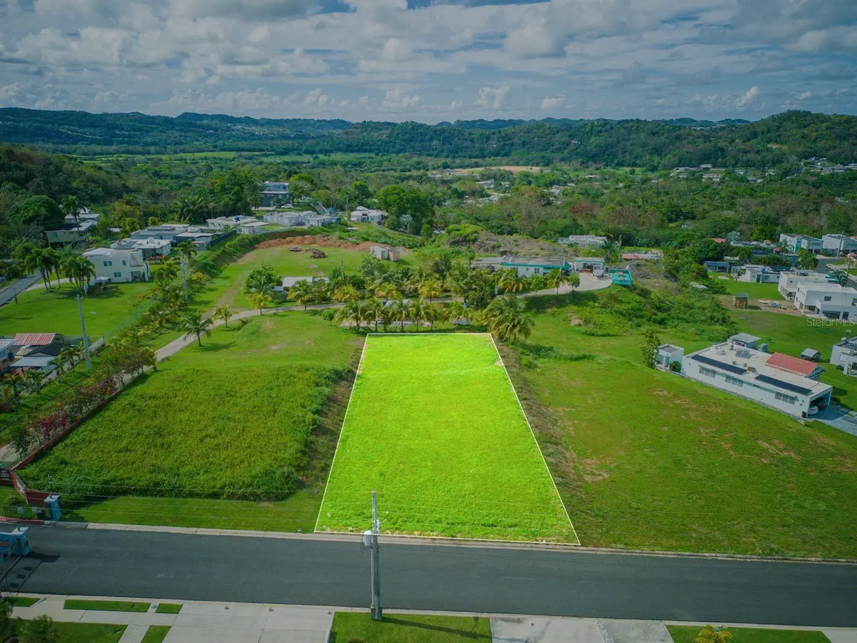 E-2 S CALLE REINA MORA, Toa Alta, PR 00953
