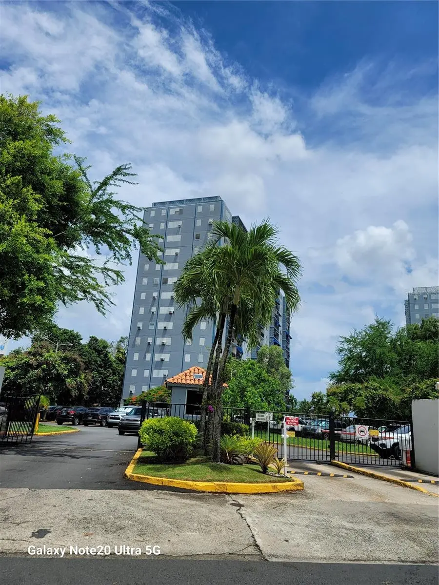 424 CALLE ENSENADA #307, San Juan, PR 00920