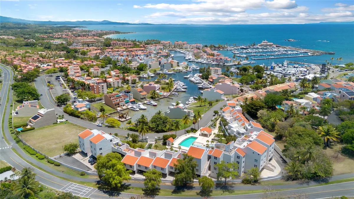 125 PALMARINA CLB #12, Humacao, PR 00791