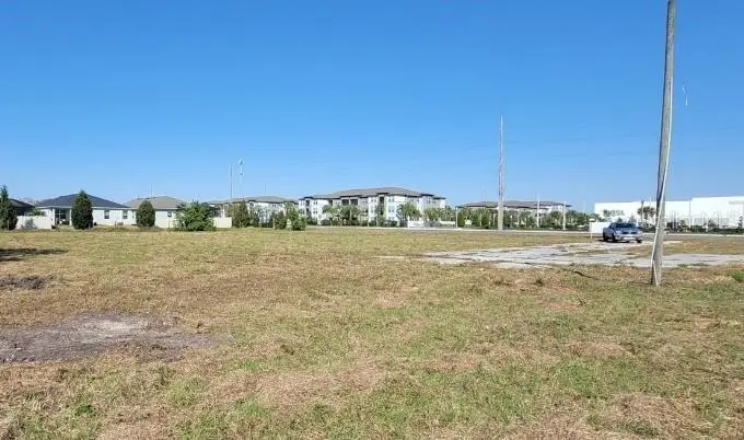 6012 LORRAINE RD, Bradenton, FL 34211