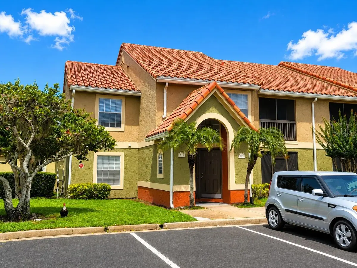 421 FOUNTAINHEAD CIR #213, Kissimmee, FL 34741