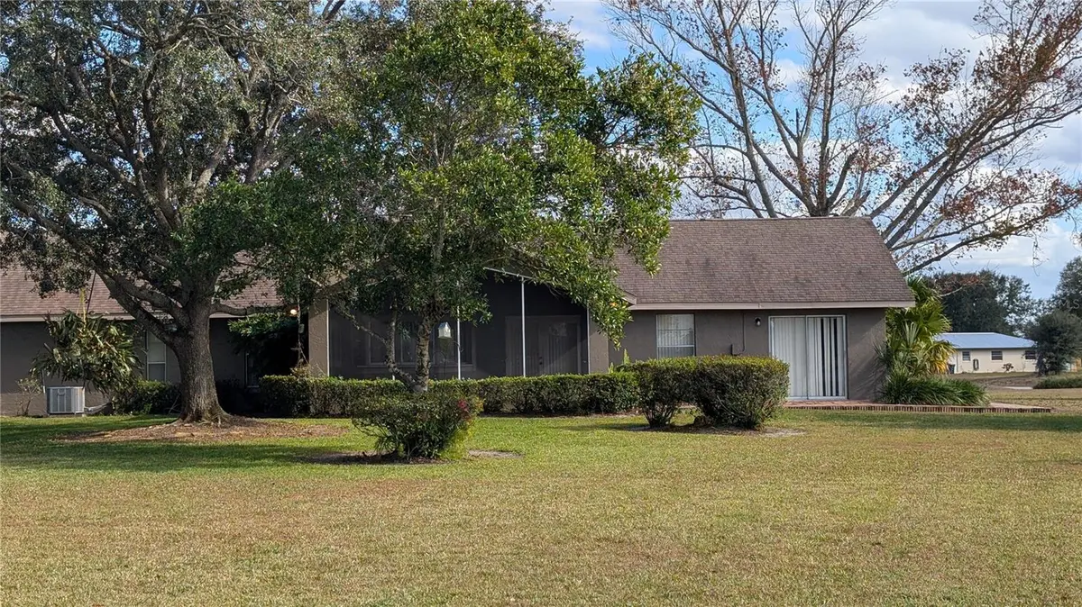 408 LEXINGTON DR, Sebring, FL 33876