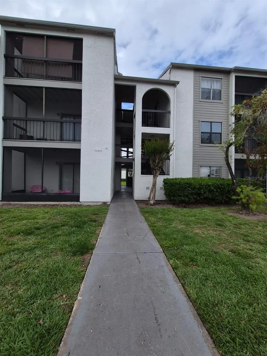 2031 CASCADES BLVD #307, Kissimmee, FL 34741