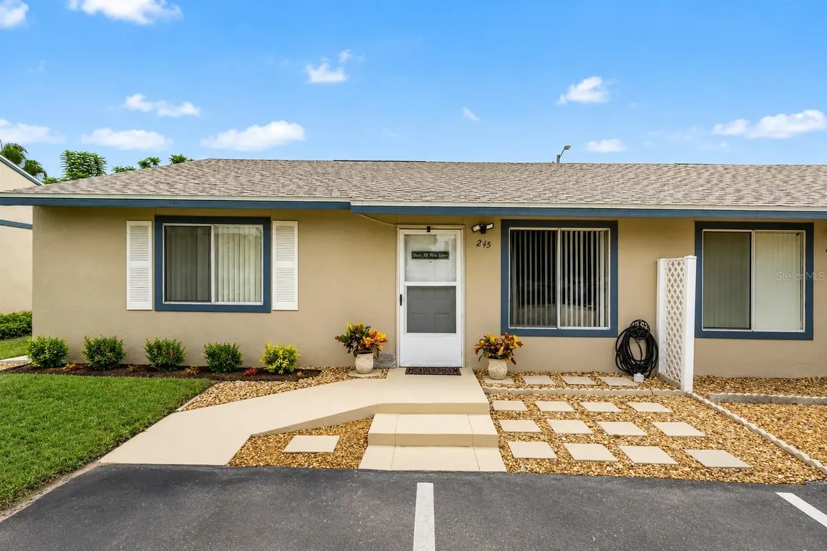 245 WINTER RIDGE BLVD, Winter Haven, FL 33881