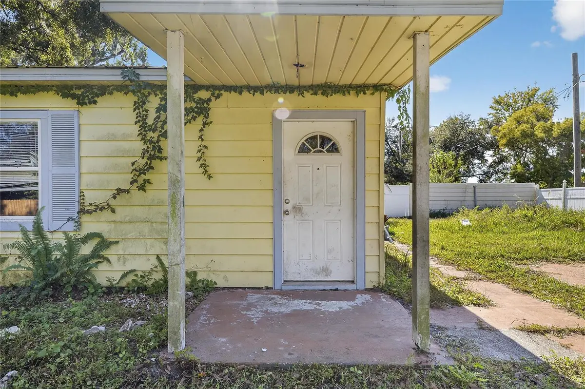311 S WEBB RD, Plant City, FL 33566