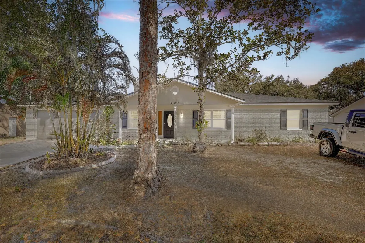 606 DALI DR, Brandon, FL 33511