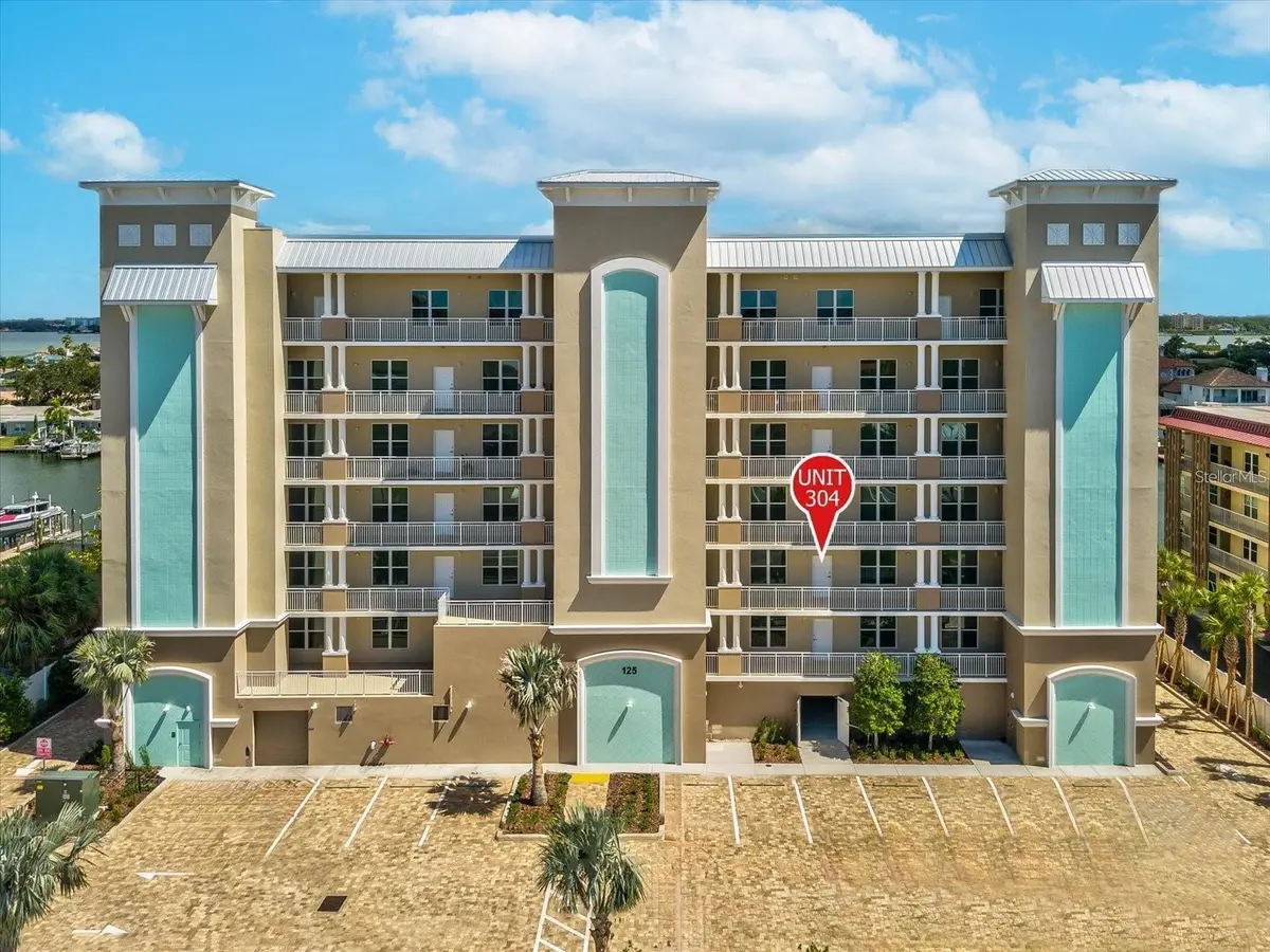 125 ISLAND WAY #304, Clearwater Beach, FL 33767