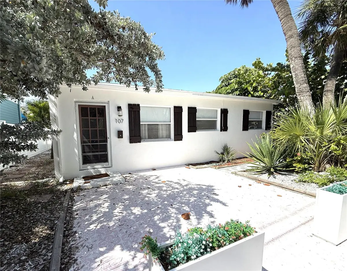 107 4TH AVE, St Pete Beach, FL 33706