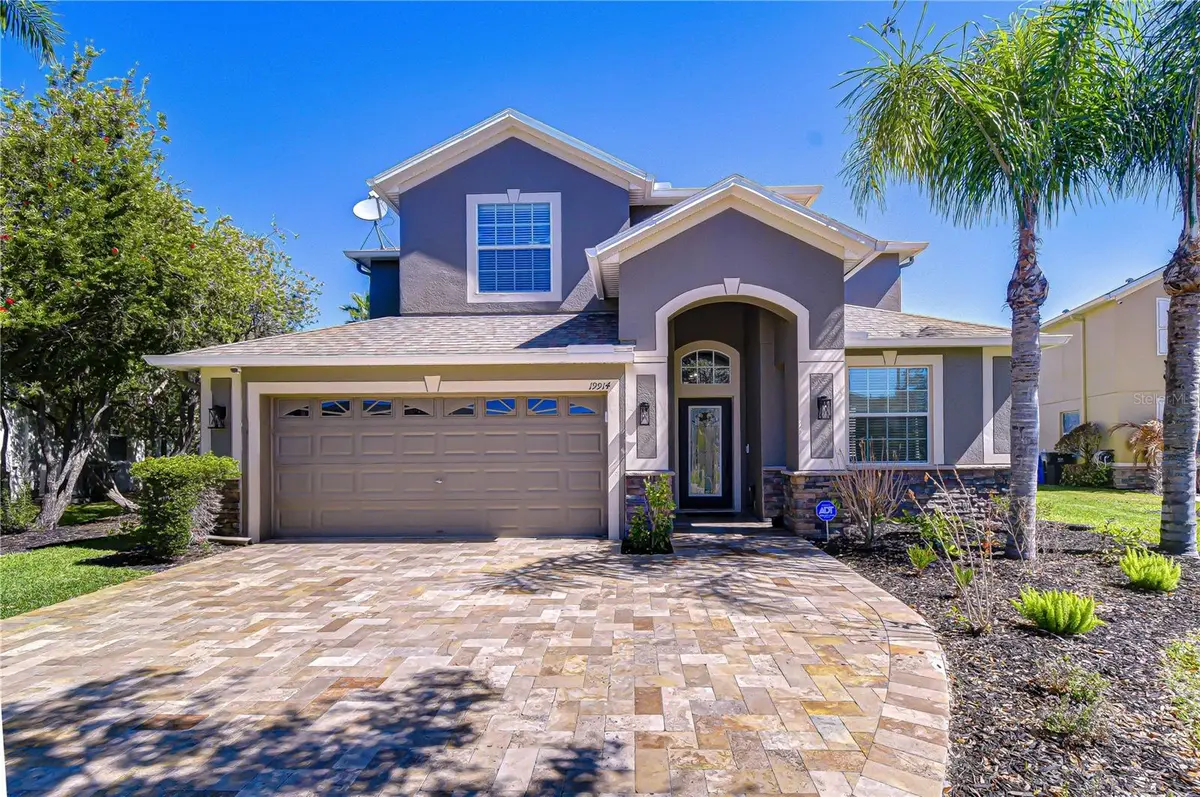19914 BLUFF OAK BLVD, Tampa, FL 33647
