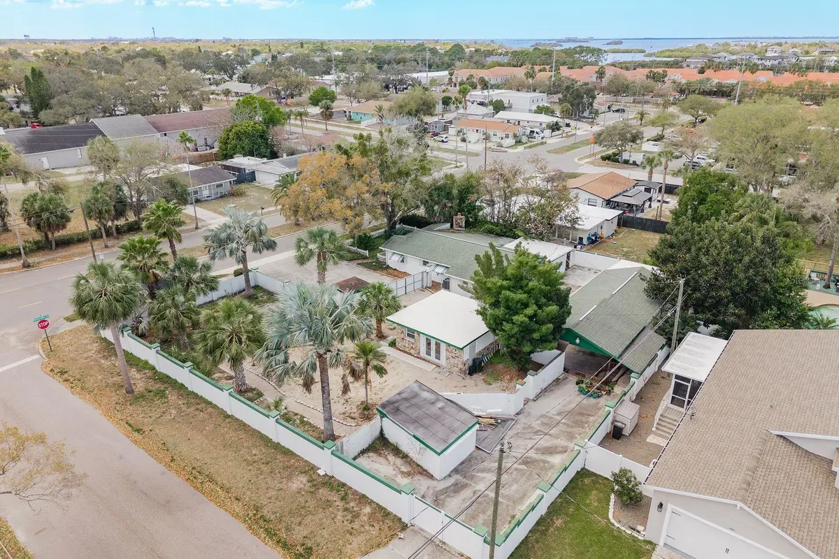 1115 PENNSYLVANIA AVE, Palm Harbor, FL 34683