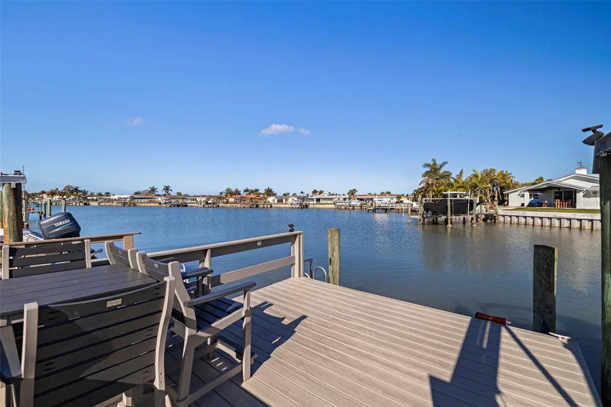 403 BOCA CIEGA POINT BLVD N, St Petersburg, FL 33708
