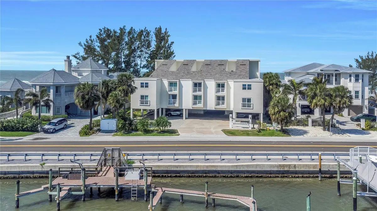 20204 GULF BLVD #9, Indian Shores, FL 33785