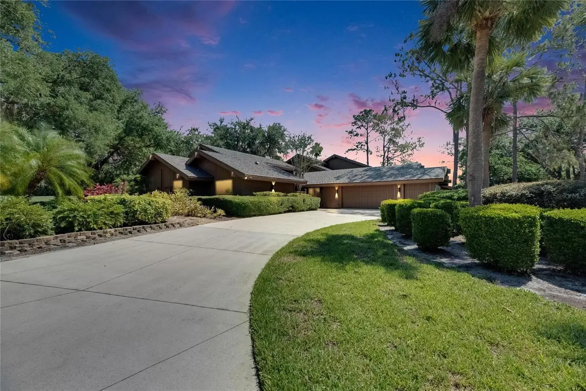 29903 BAYWOOD LN, Wesley Chapel, FL 33543