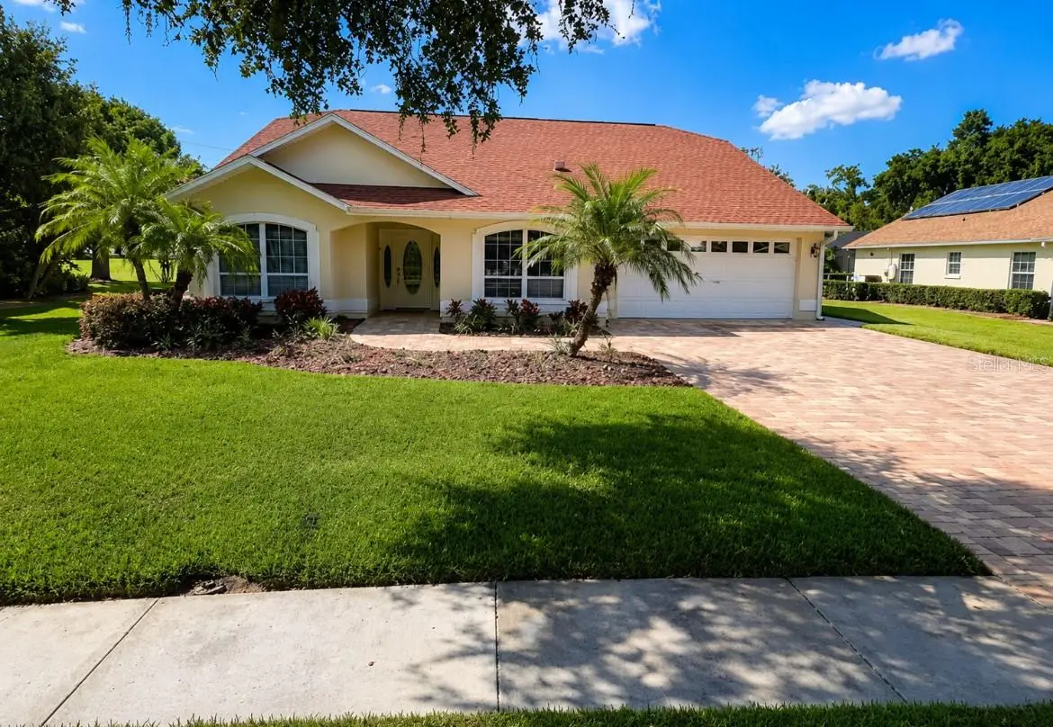 6741 NORTHLAKE DR, Zephyrhills, FL 33542