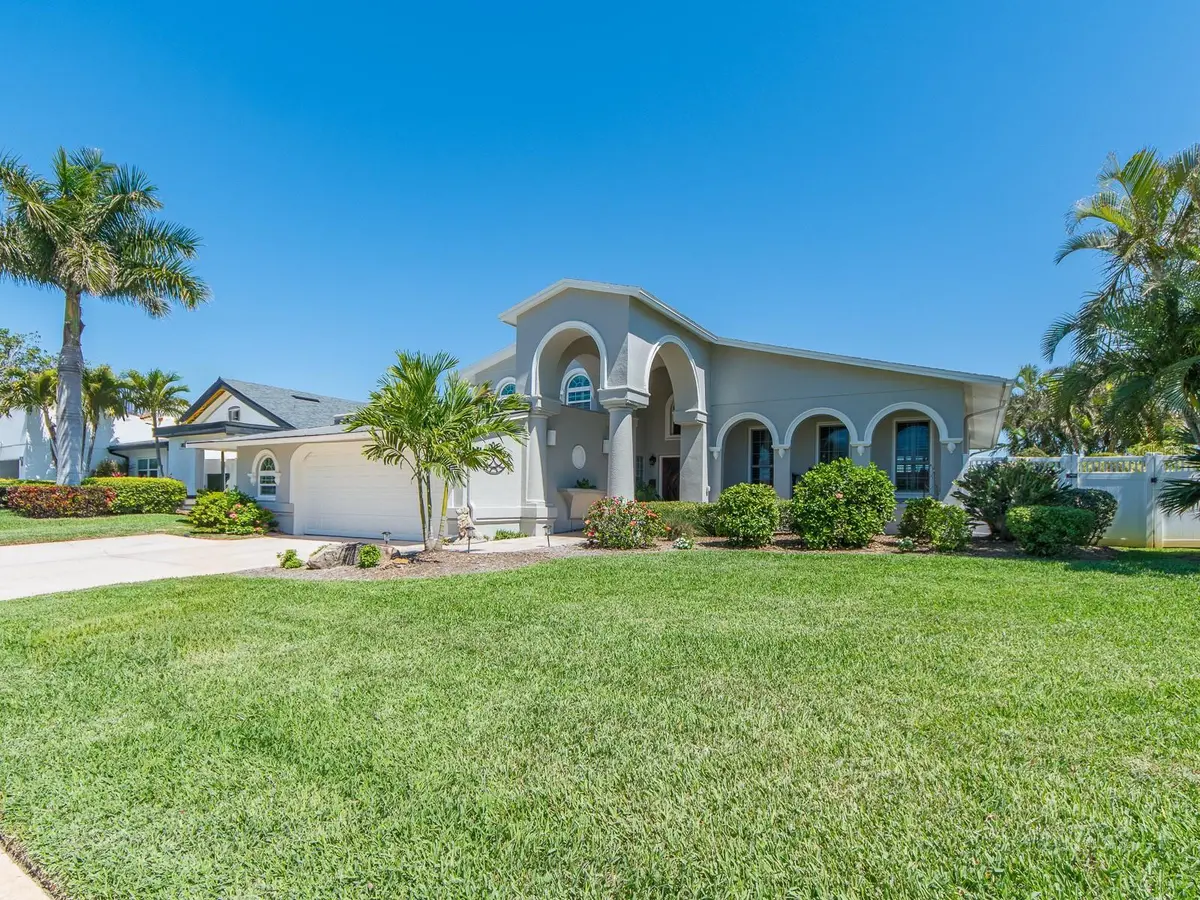 707 SNUG IS, Clearwater Beach, FL 33767