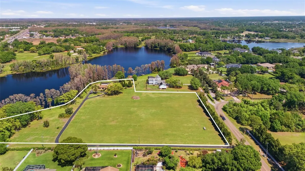 820 NEWBERGER RD, Lutz, FL 33549