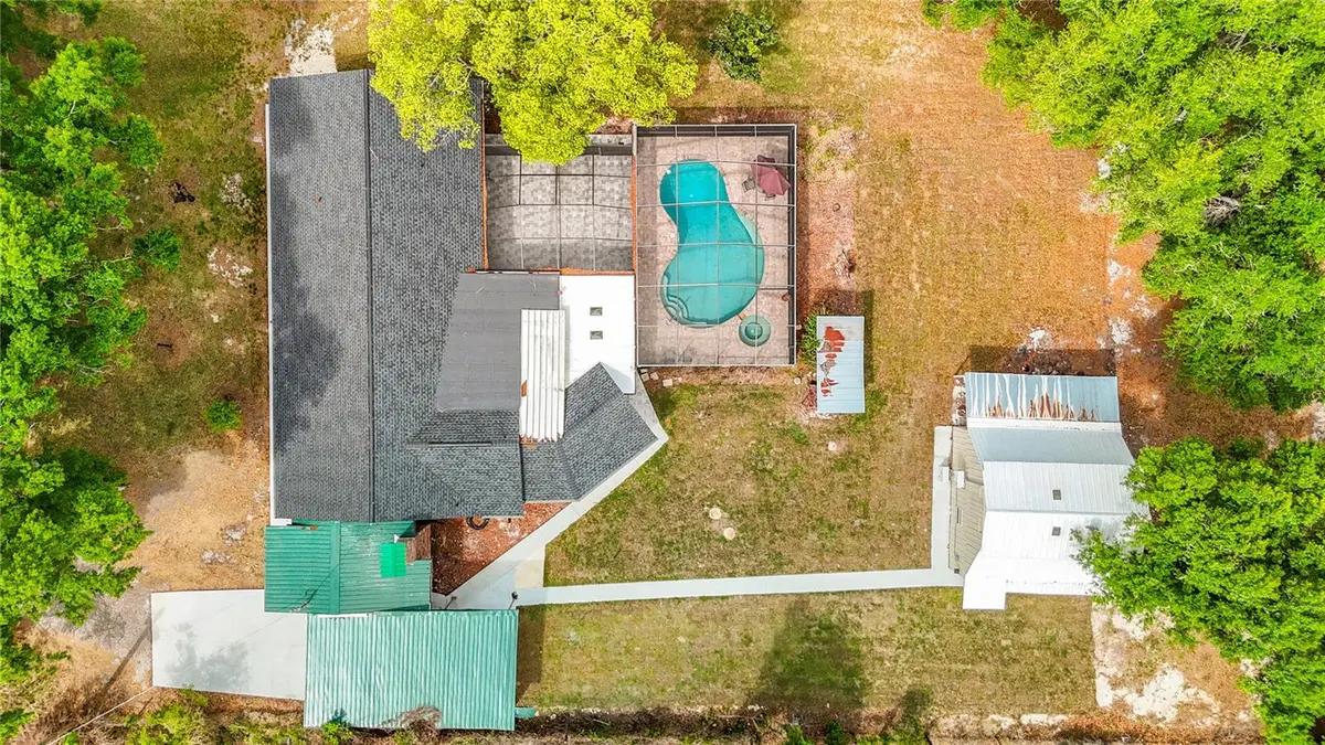 216 CORBETT RD, Lithia, FL 33547