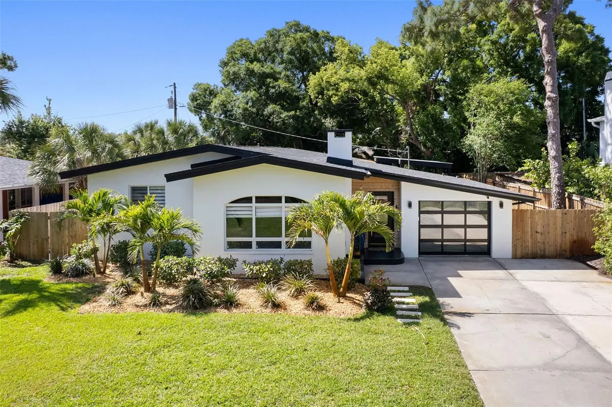 6228 7TH AVE N, St Petersburg, FL 33710