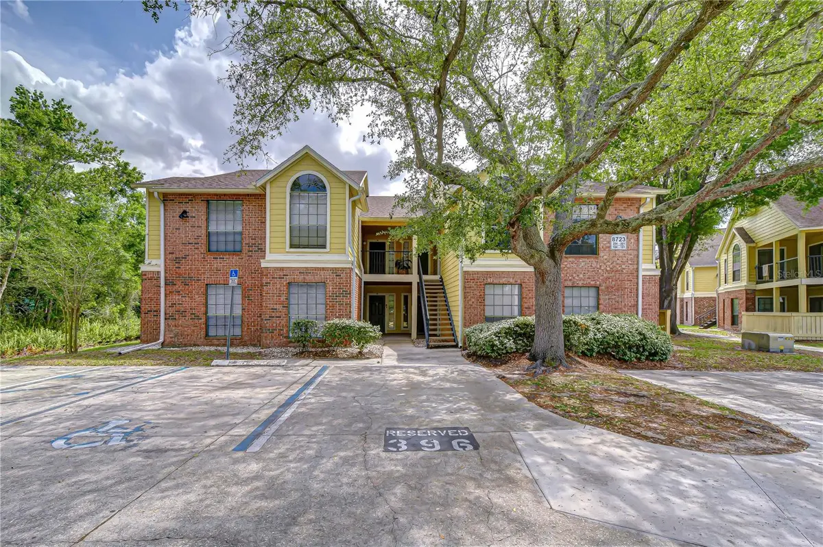 8723 FANCY FINCH DR #201, Tampa, FL 33614