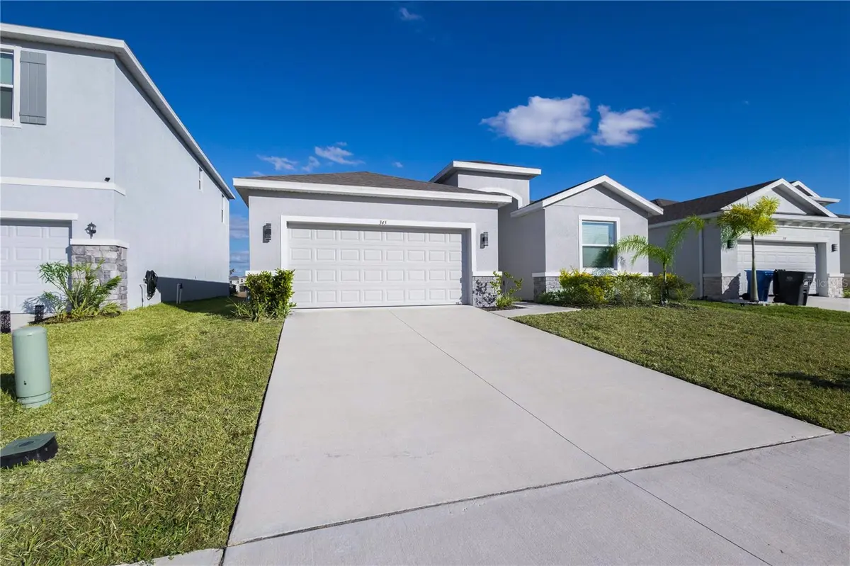 345 MANGROVE MANOR DR, Apollo Beach, FL 33572