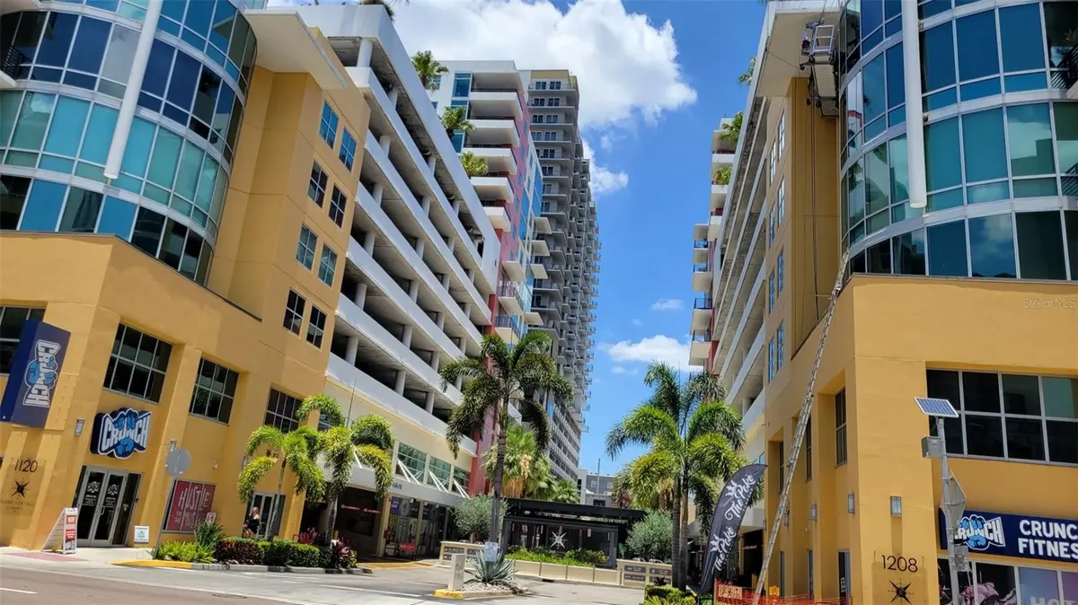 1120 E KENNEDY BLVD #1217, Tampa, FL 33602