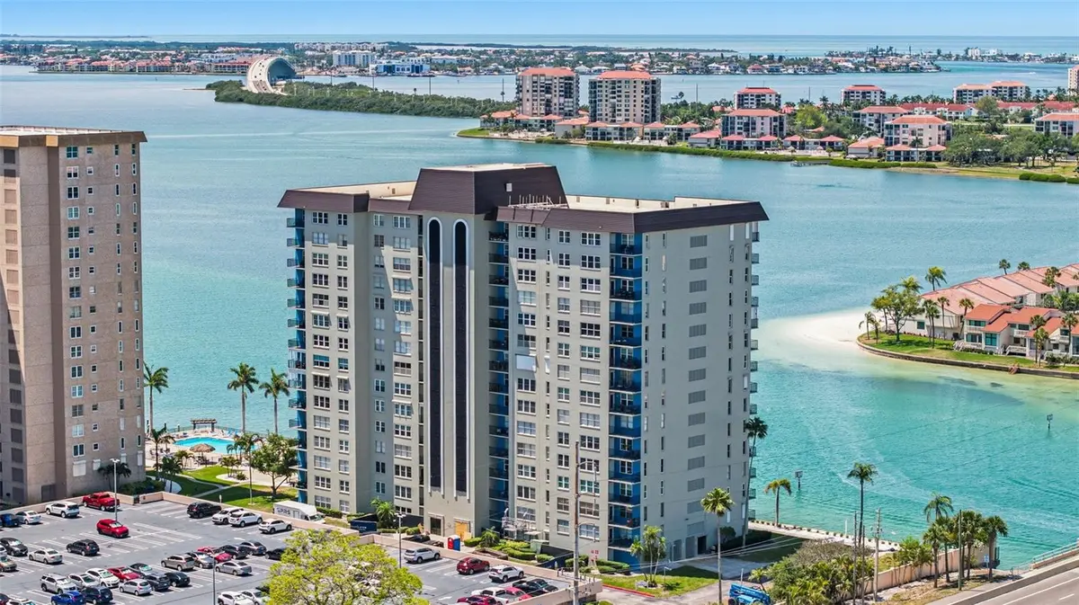 5220 BRITTANY DR S #901, St Petersburg, FL 33715
