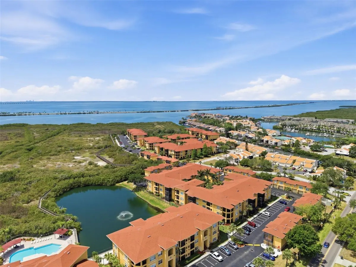 4323 BAYSIDE VILLAGE DR #312, Tampa, FL 33615