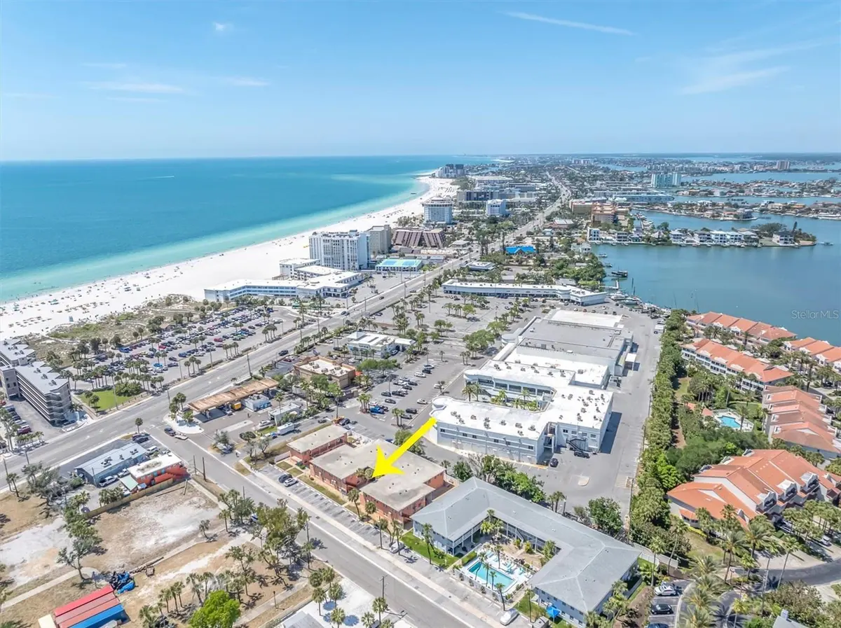 121 46TH AVE #1G, St Pete Beach, FL 33706