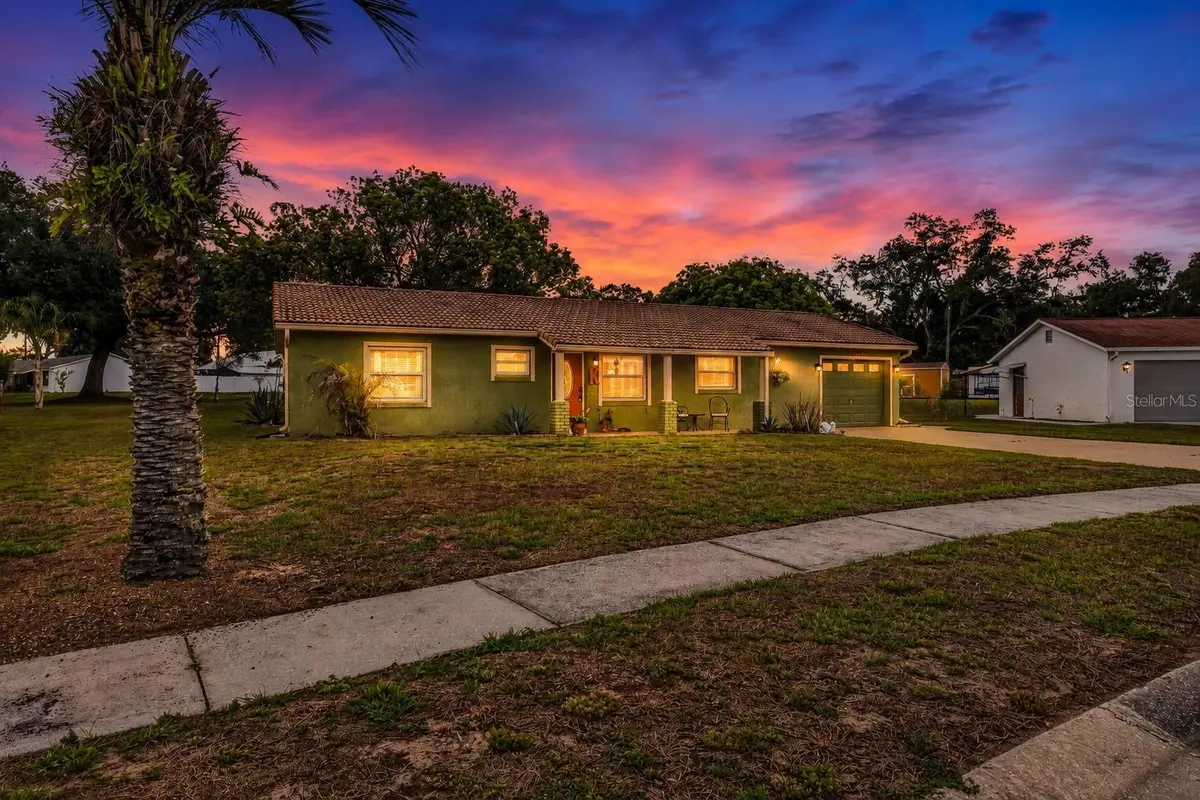 8429 JACQUELINE CT, Zephyrhills, FL 33541
