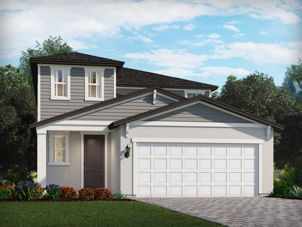827 SUNSHOWER DR, Lady Lake, FL 32159
