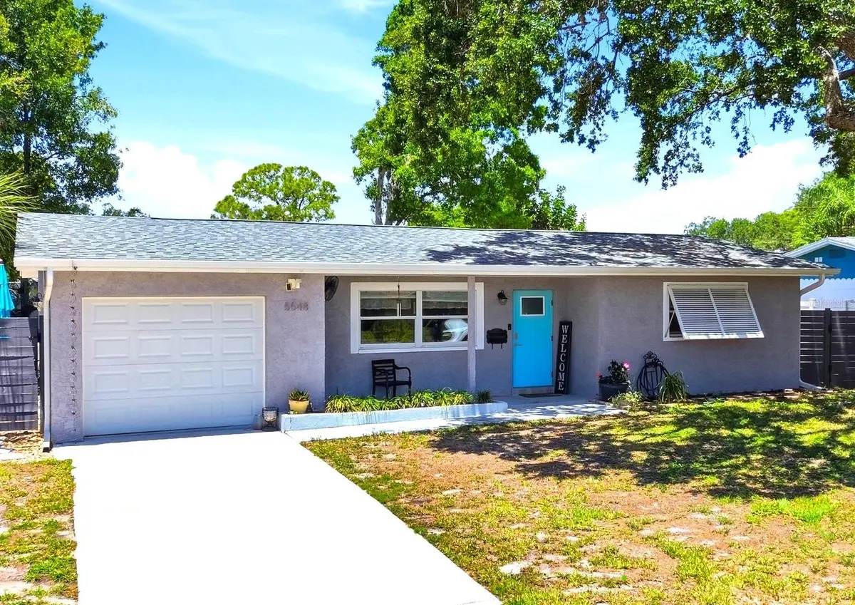 5548 CEDAR ST NE, St Petersburg, FL 33703