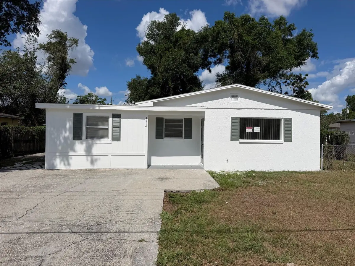 4414 BOOKER T DR, Tampa, FL 33610