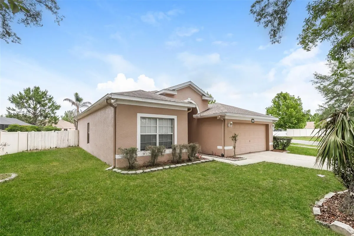 814 COADE STONE DR, Seffner, FL 33584