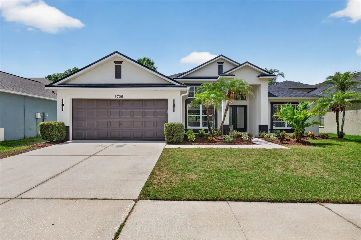 7705 NOTTINGHILL SKY DR, Apollo Beach, FL 33572