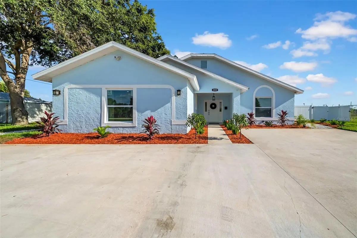2020 58TH AVE S, St Petersburg, FL 33712