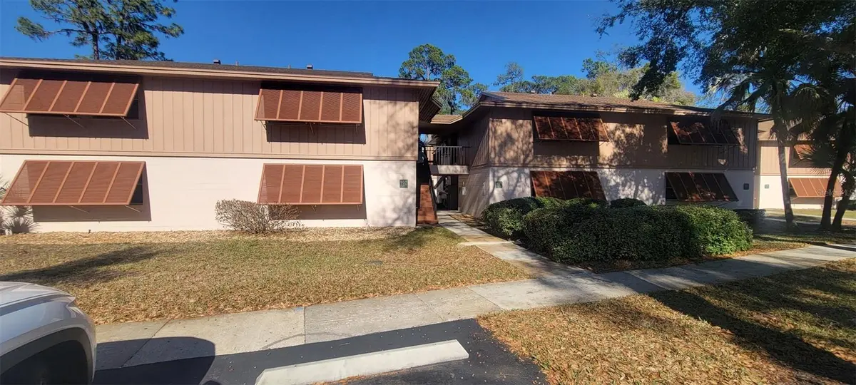 180 MAGNOLIA WOODS CT #19A, Deltona, FL 32725
