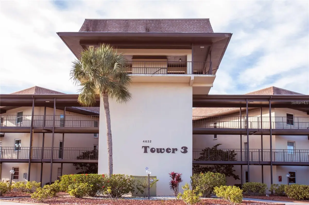 4632 MARINE Pkwy #201, New Port Richey, FL 34652