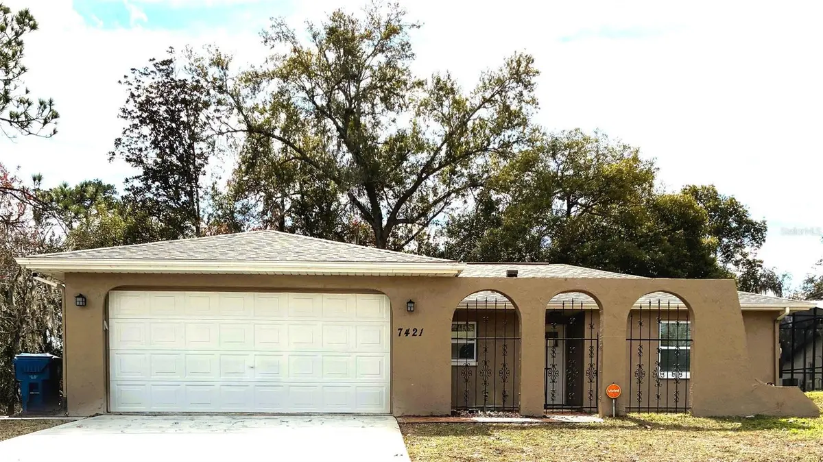 7421 GLASGOW RD, Weeki Wachee, FL 34613