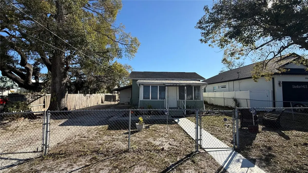 2504 W SOUTH AVE, Tampa, FL 33614