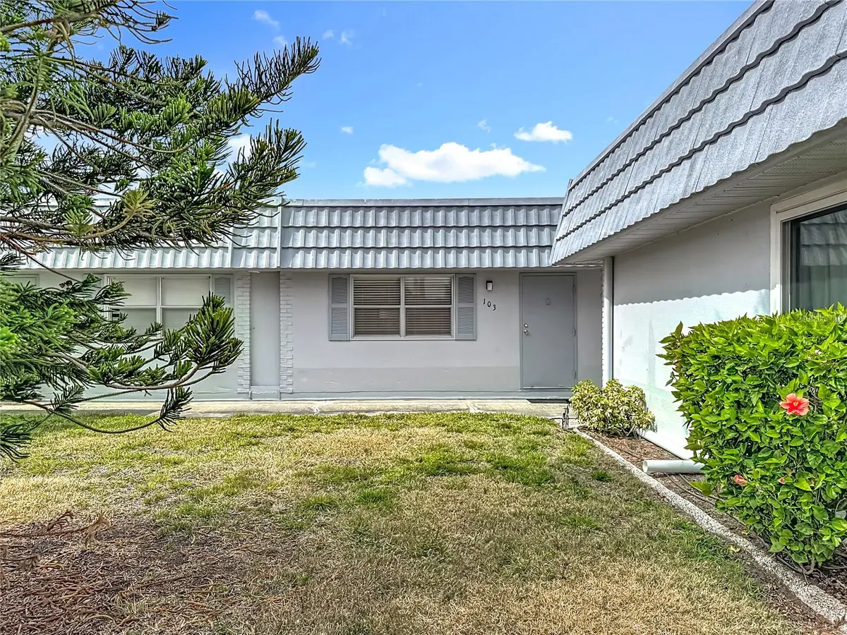 202 BEDFORD TRL #103, Sun City Center, FL 33573