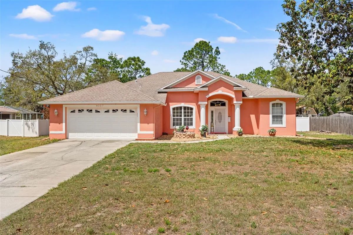 8227 GALGANO LN, Spring Hill, FL 34606