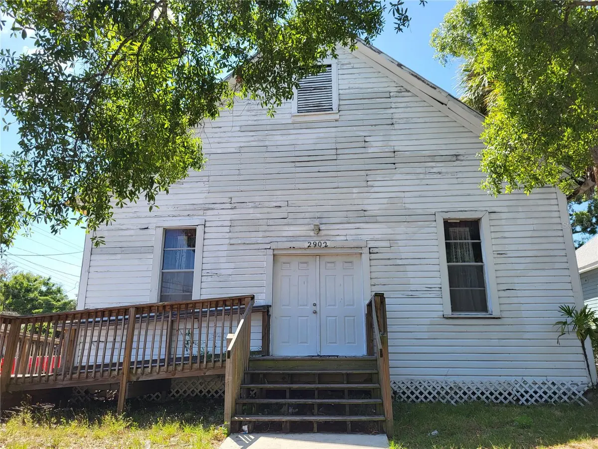 2902 N ALBANY AVE, Tampa, FL 33607